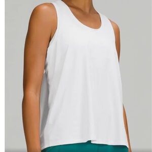Lululemon Essential tank